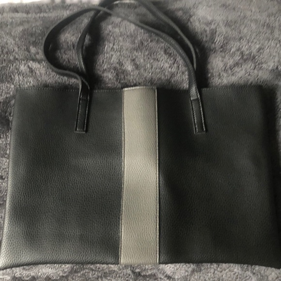 Black Tote - Picture 1 of 3